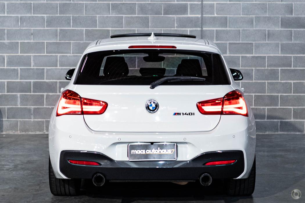 2018 BMW M140i