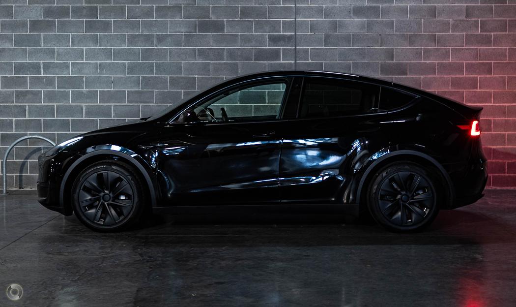 2023 Tesla Model Y MY23 Rear-Wheel Drive