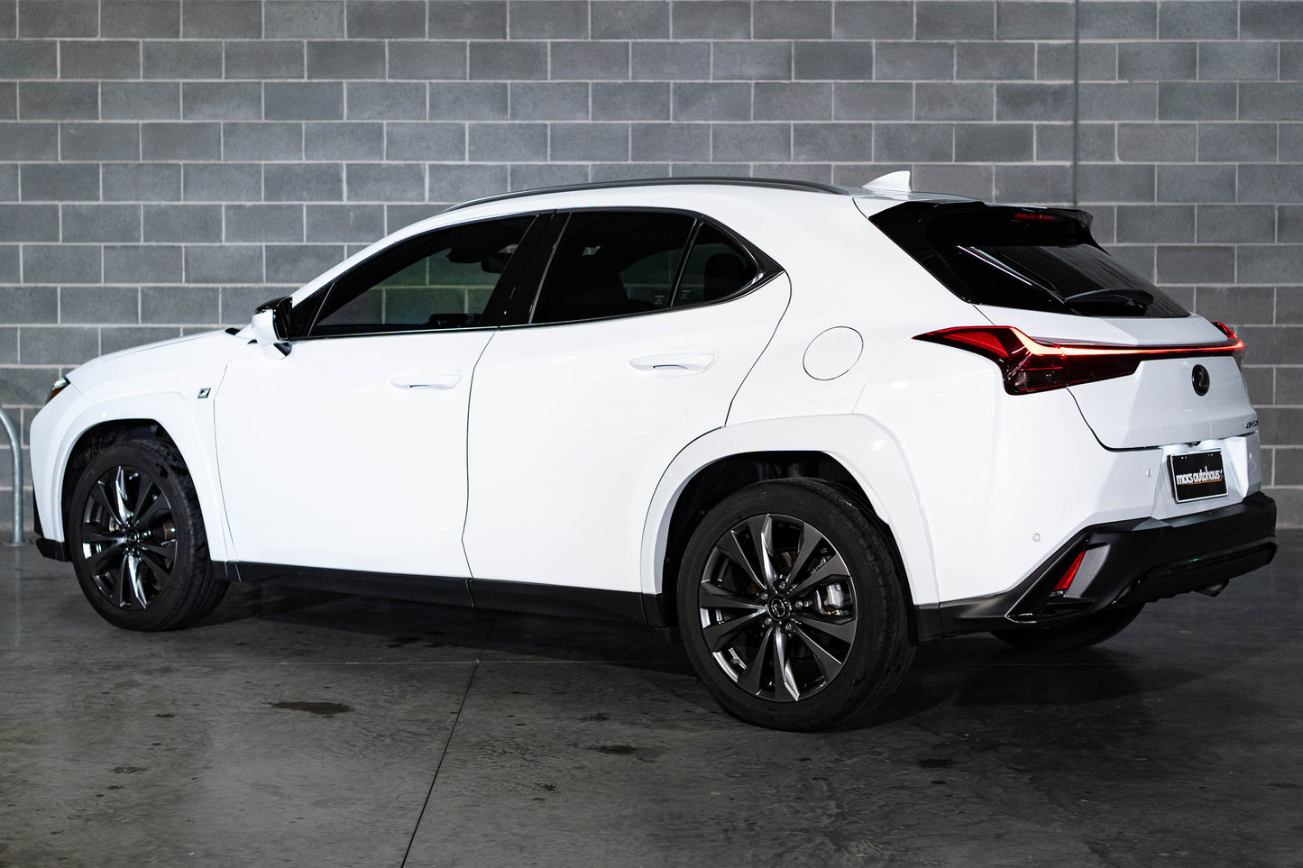 2023 Lexus UX250h F Sport Hybrid