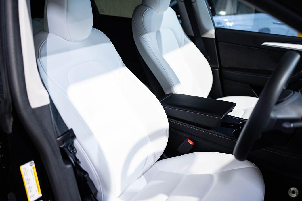 2023 Tesla Model Y MY23 Rear-Wheel Drive