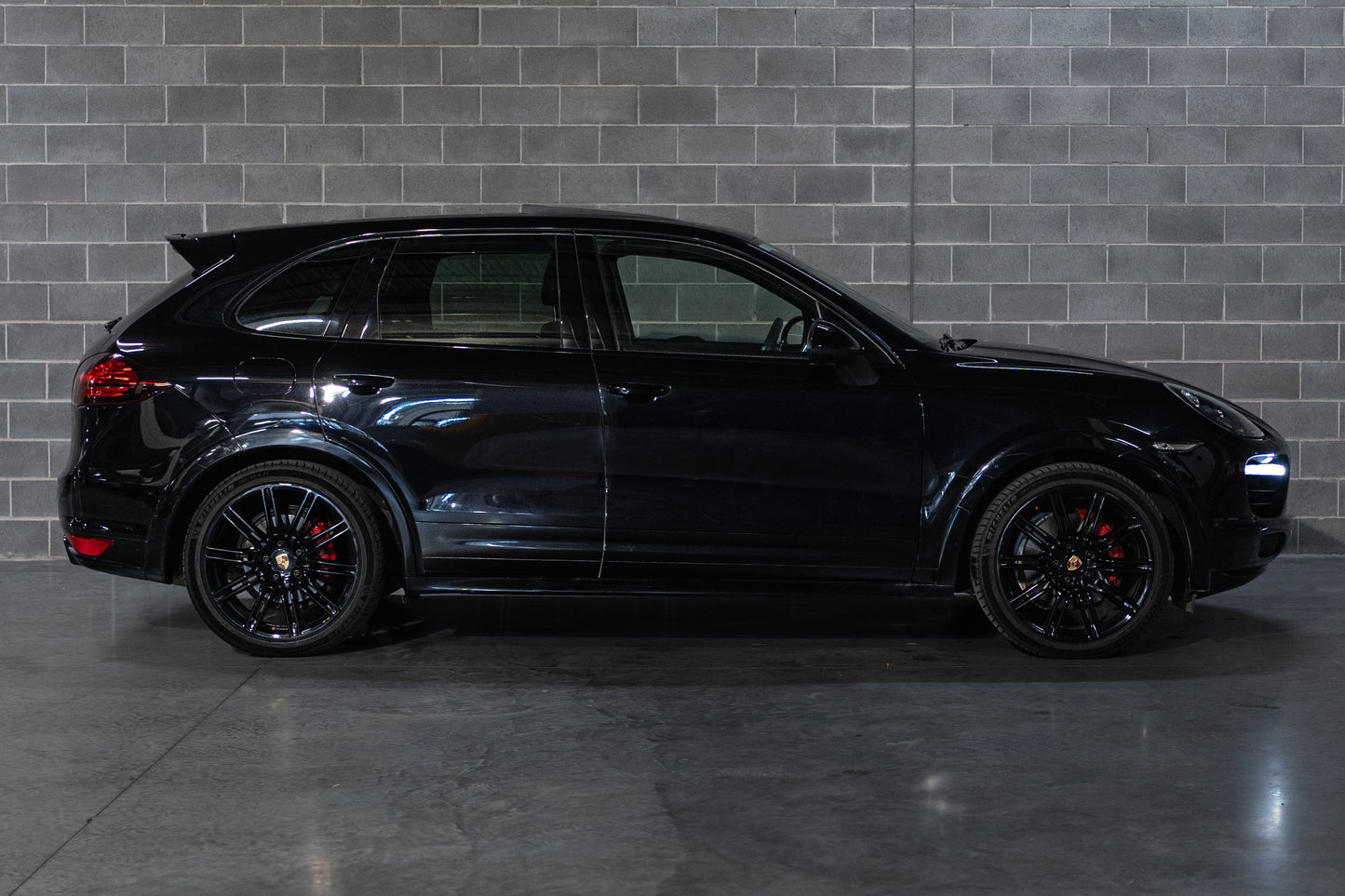 2013 Porsche Cayenne GTS