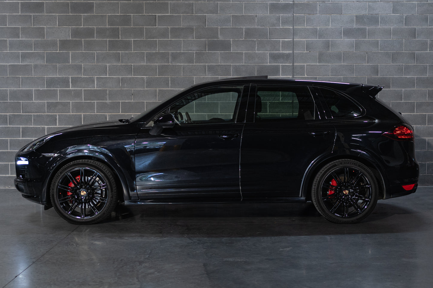 2013 Porsche Cayenne GTS