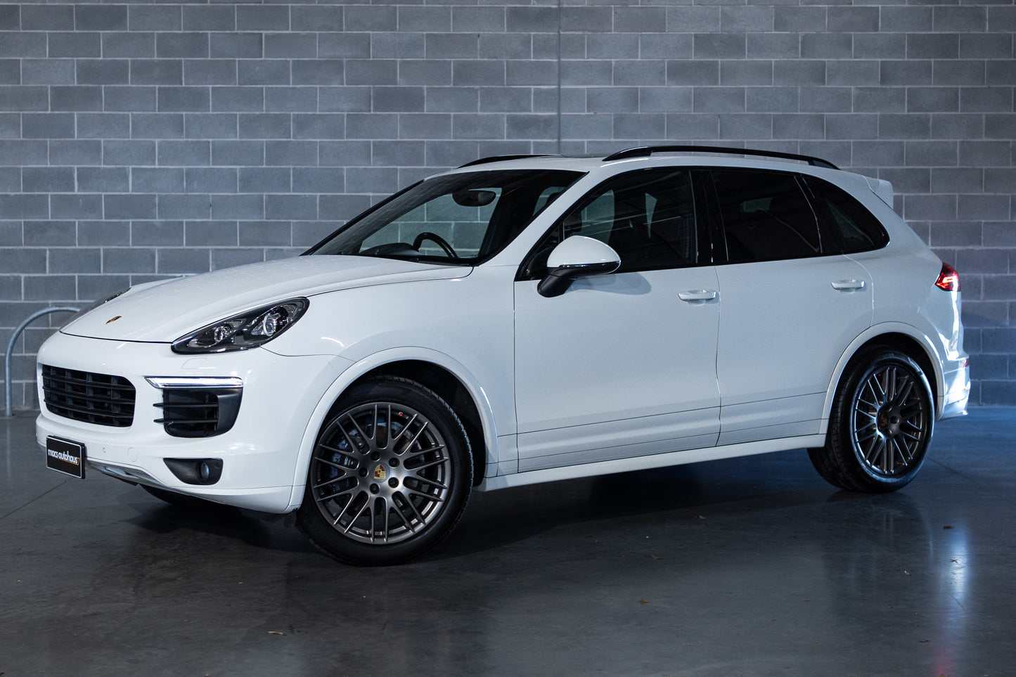 2016 Porsche Cayenne Diesel Platinum Edition