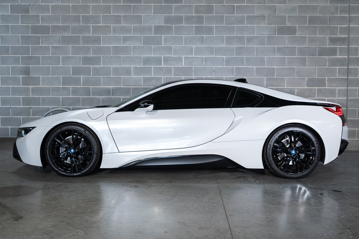 2016 BMW i8 Coupe