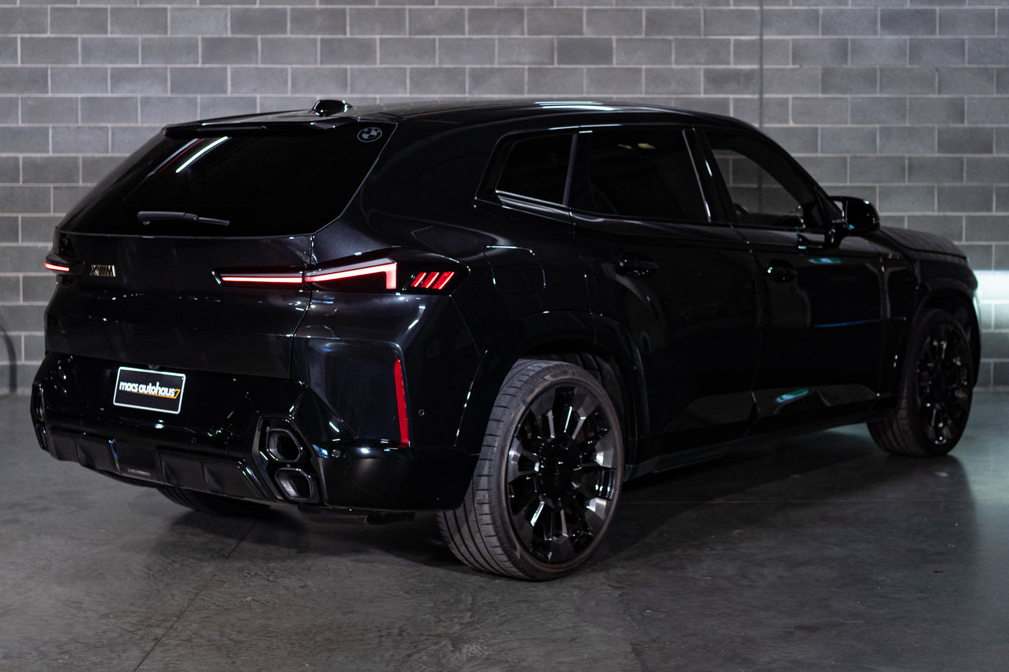 2023 BMW XM xDrive Hybrid