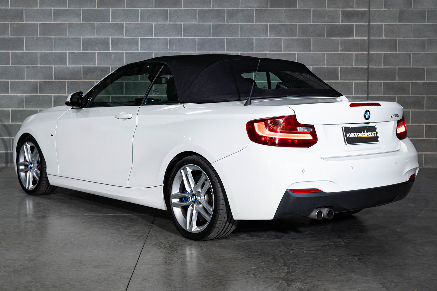 2016 BMW 230i M Sport Convertible