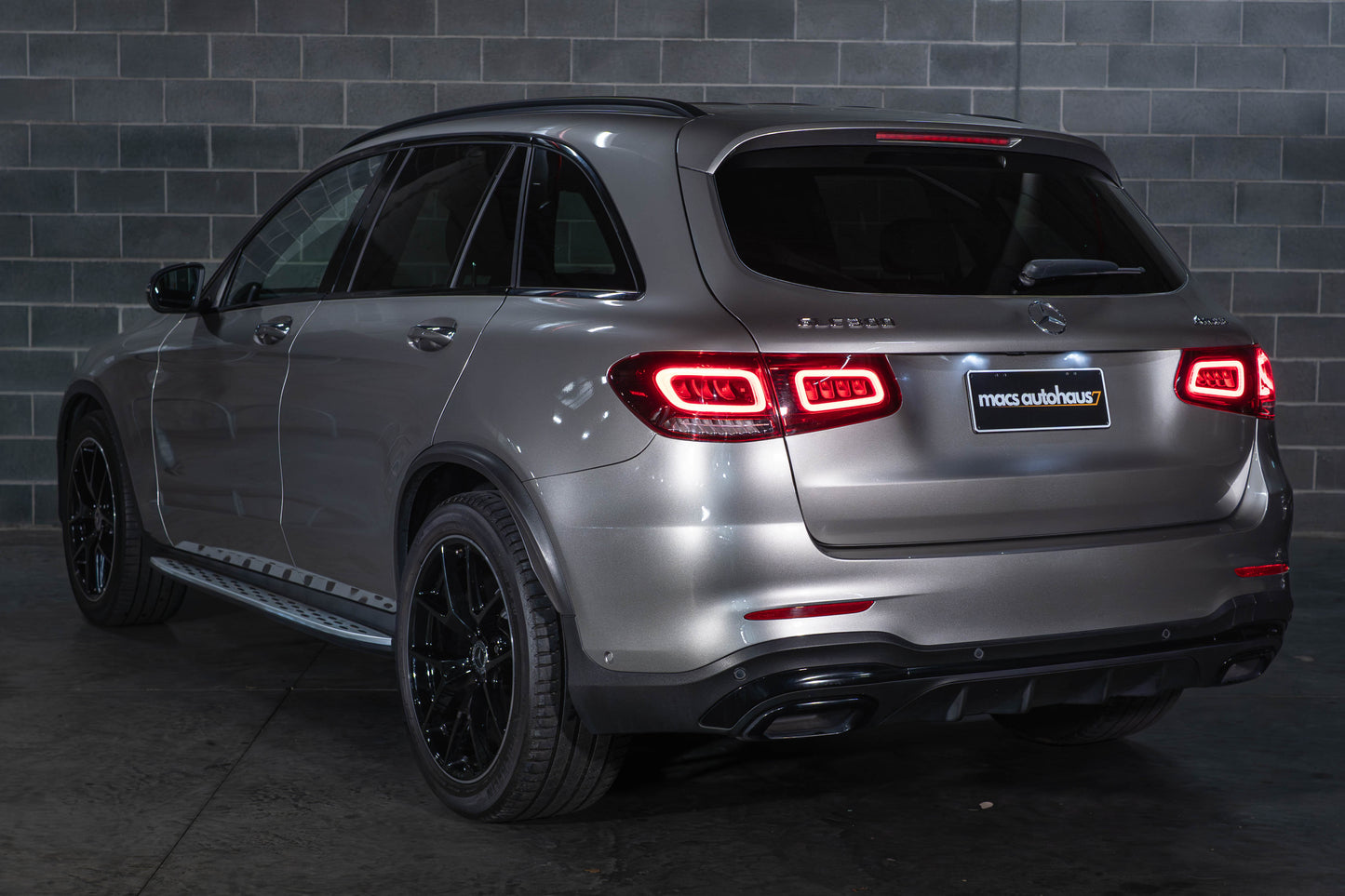 2022 Mercedes-Benz GLC300