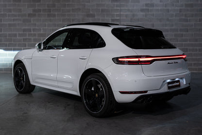 2020 Porsche Macan Turbo