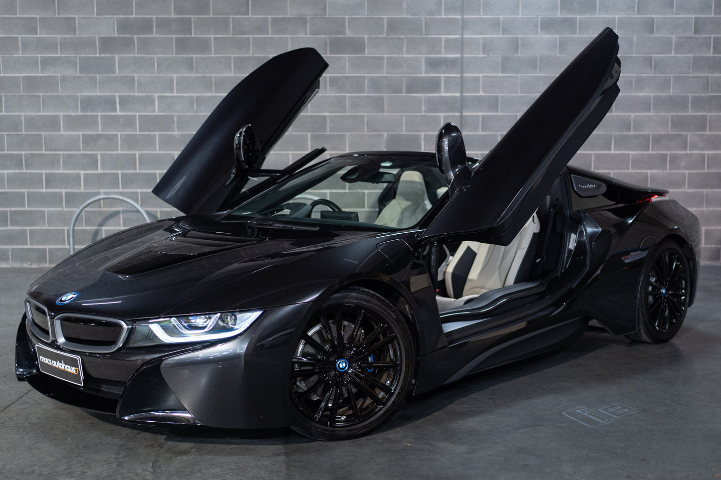 2019 BMW i8 Roadster Hybrid