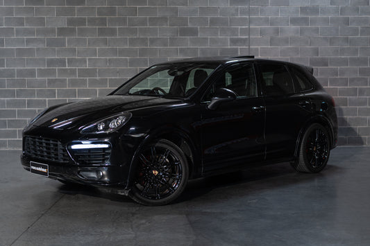 2013 Porsche Cayenne GTS