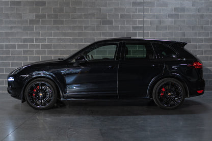 2013 Porsche Cayenne GTS