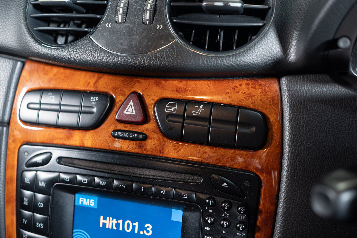 2002 Mercedes-Benz CLK320 Elegance