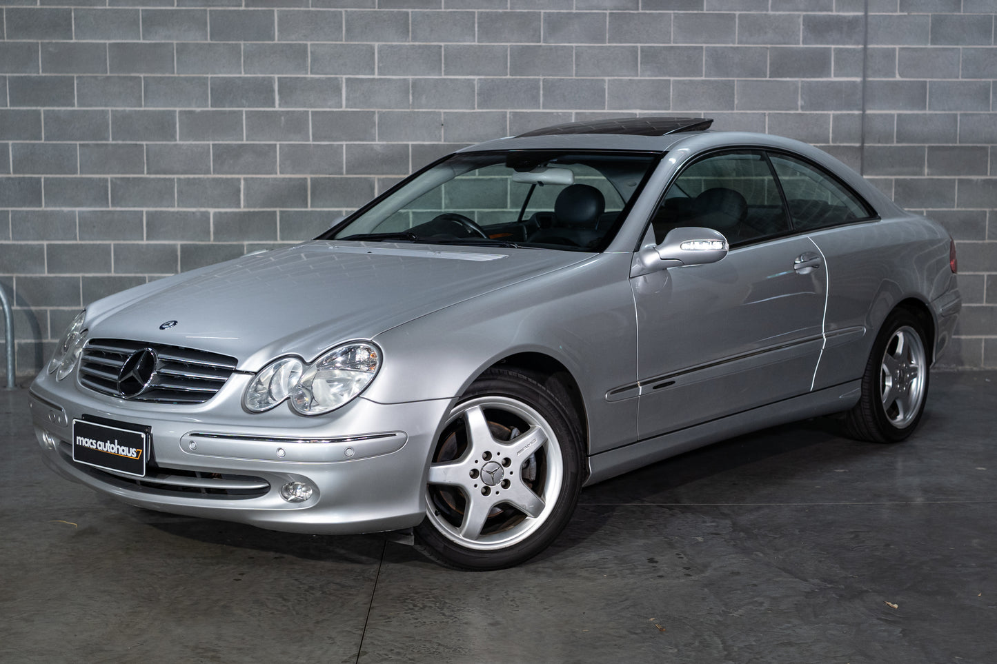 2002 Mercedes-Benz CLK320 Elegance