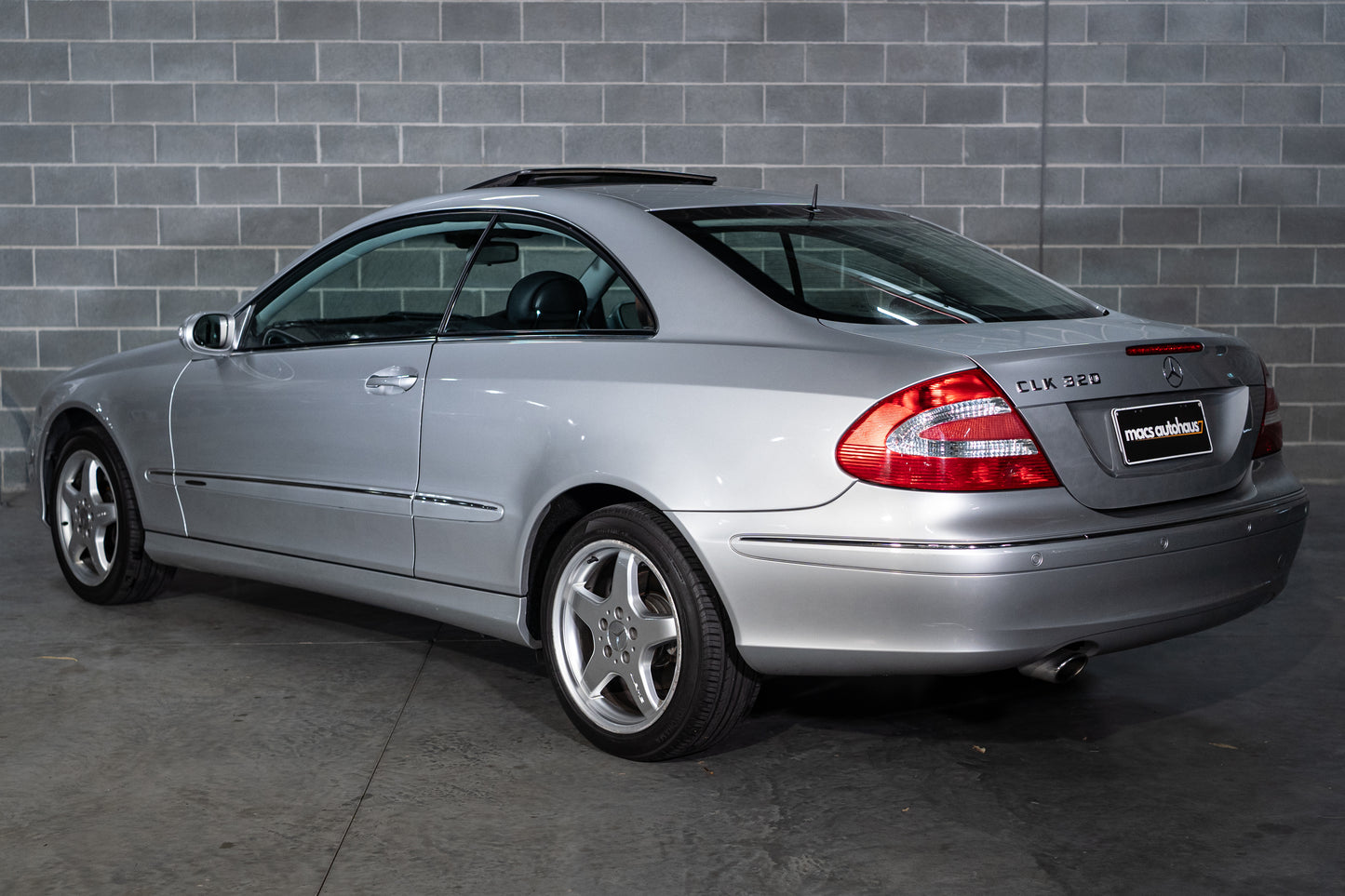2002 Mercedes-Benz CLK320 Elegance