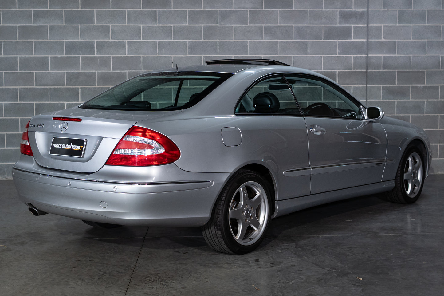 2002 Mercedes-Benz CLK320 Elegance