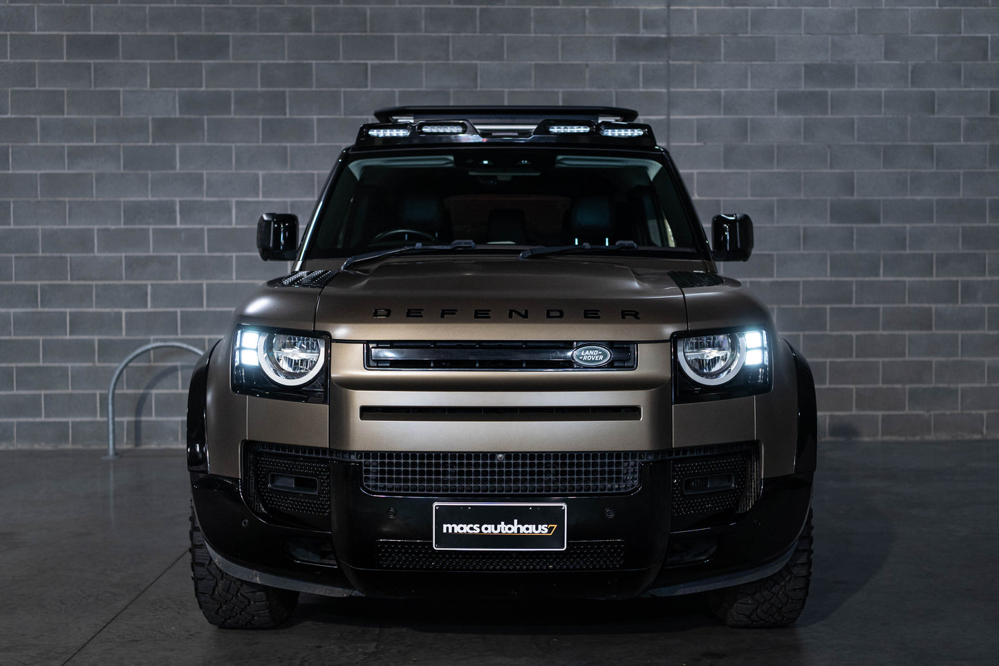 2020 Land Rover Defender 110 P400 S