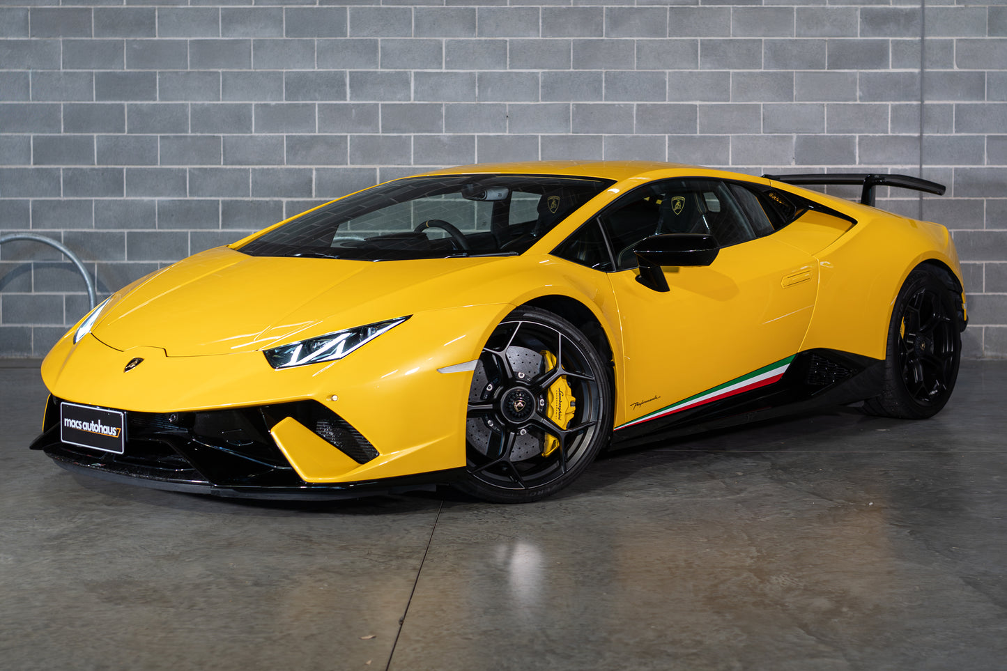 2018 Lamborghini Huracan Performante