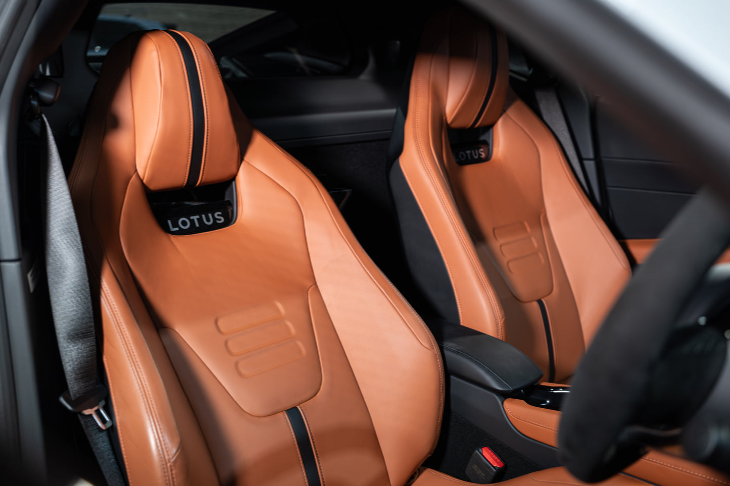 2023 Lotus Emira MY24 V6 MT First Edition