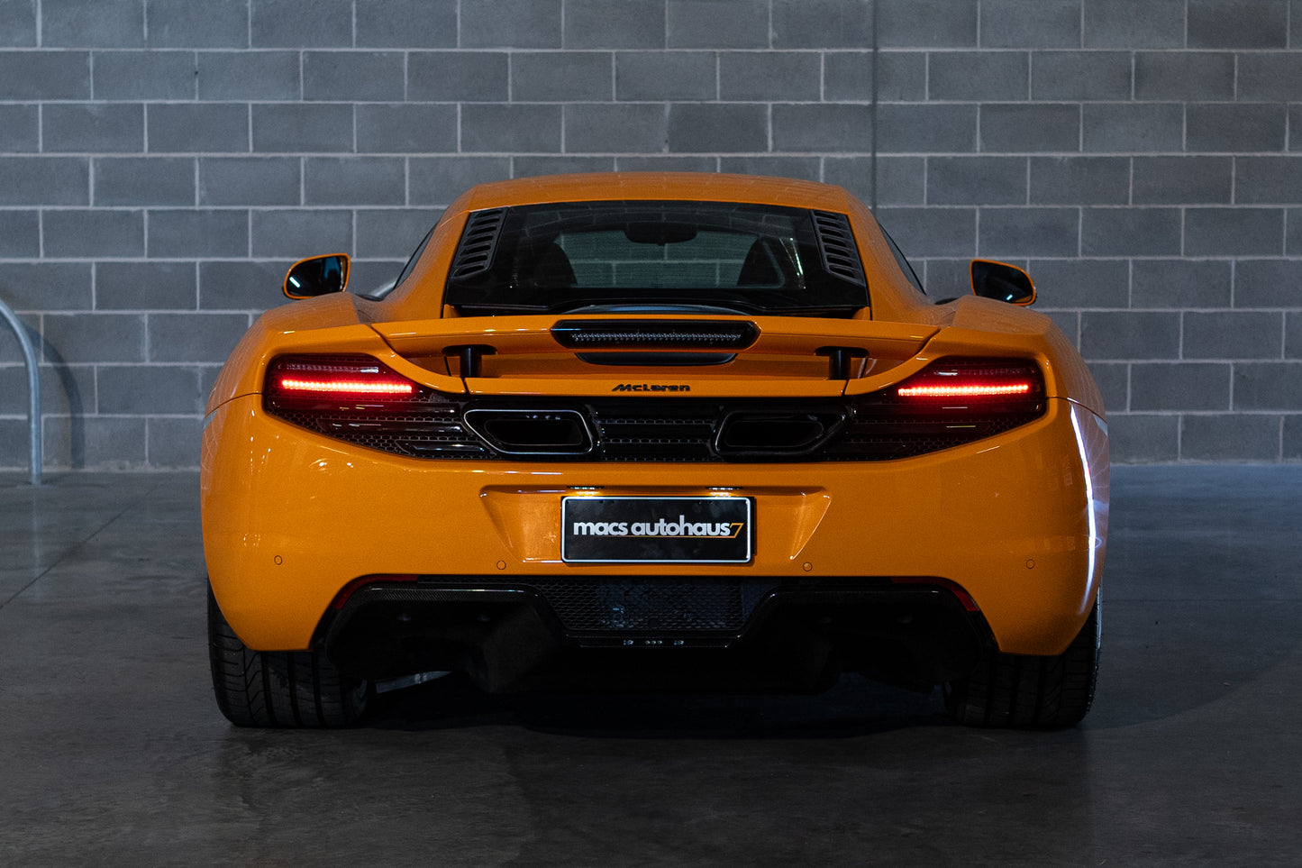 2012 McLaren MP4-12C