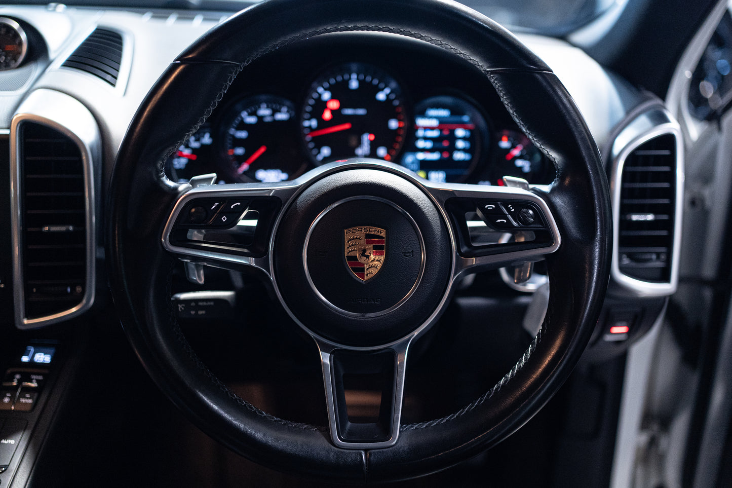2016 Porsche Cayenne Diesel Platinum Edition