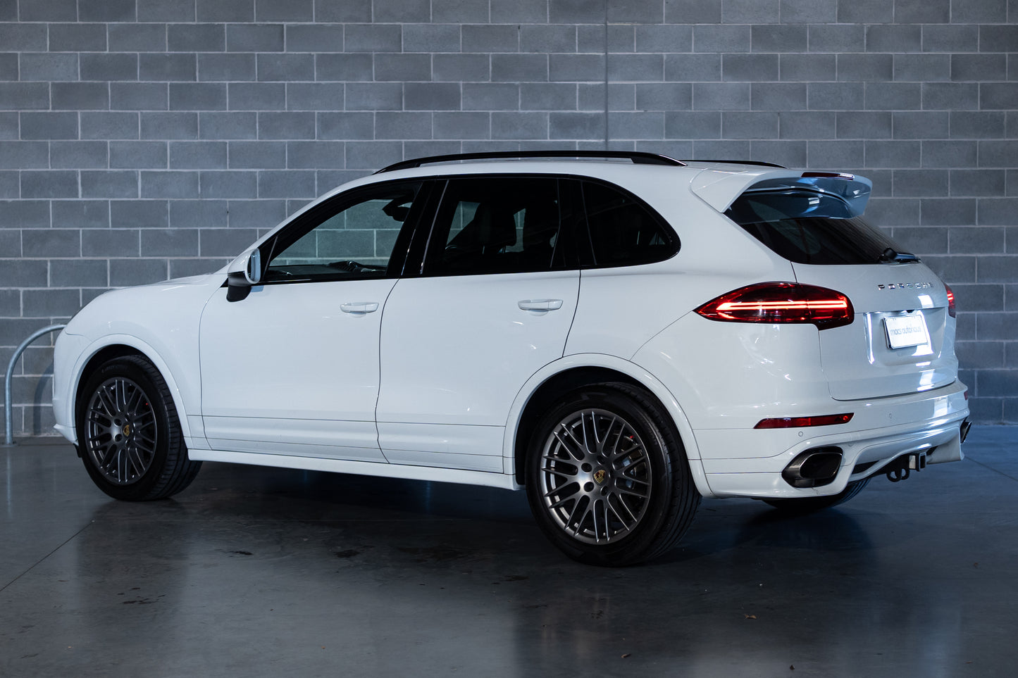 2016 Porsche Cayenne Diesel Platinum Edition