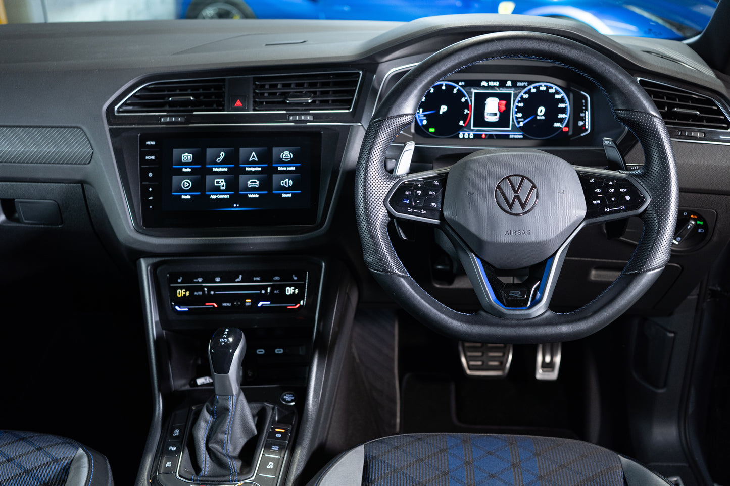 2022 Volkswagen Tiguan R Grid Edition