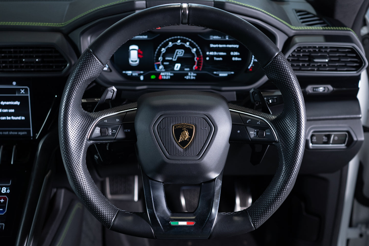 2022 Lamborghini Urus