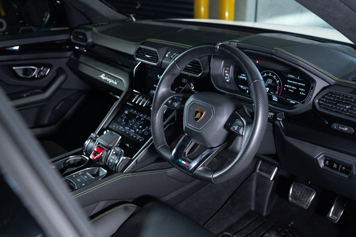 2022 Lamborghini Urus